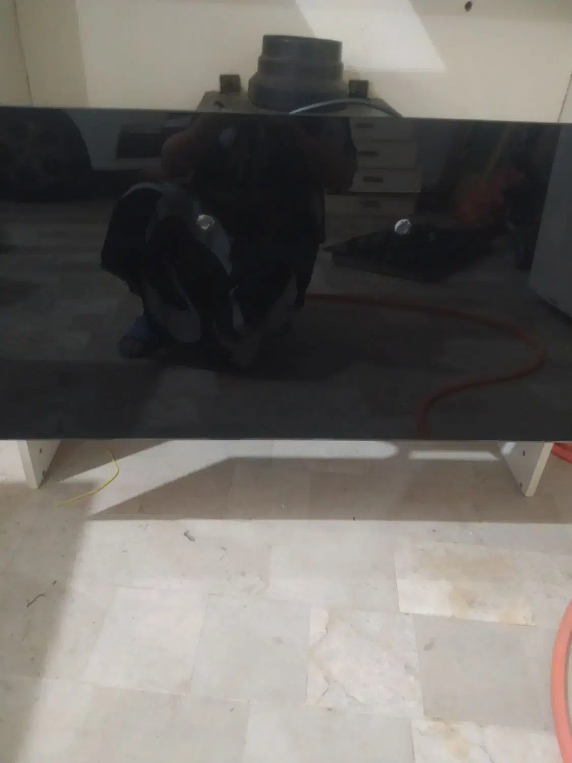 هود درحد نو|هود|نسیم‌شهر, |دیوار