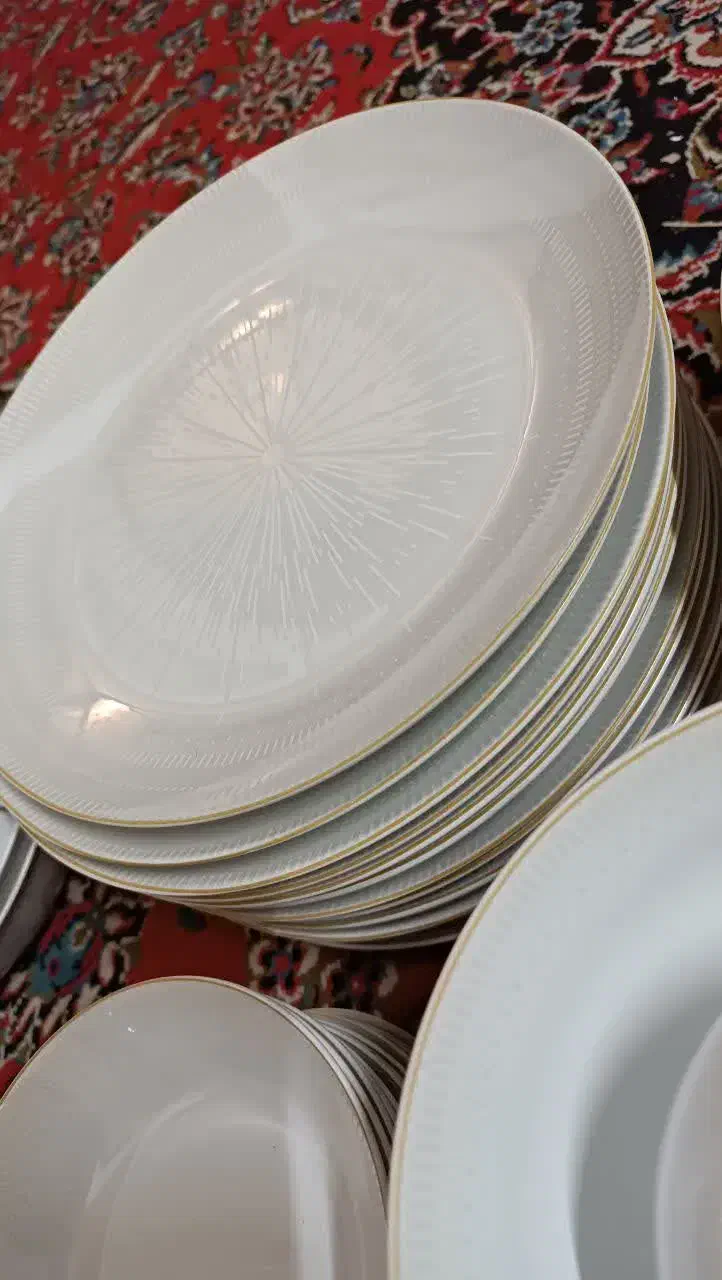 سرویس چینی 12 نفره مقصود|ظروف سرو و پذیرایی|قائمشهر, |دیوار