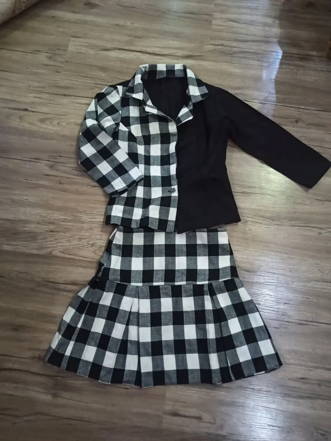 انواع لباس دخترونه مناسب پاییز ،کاملا سالم|کفش و لباس بچه|رشت, پیرکلاچای|دیوار