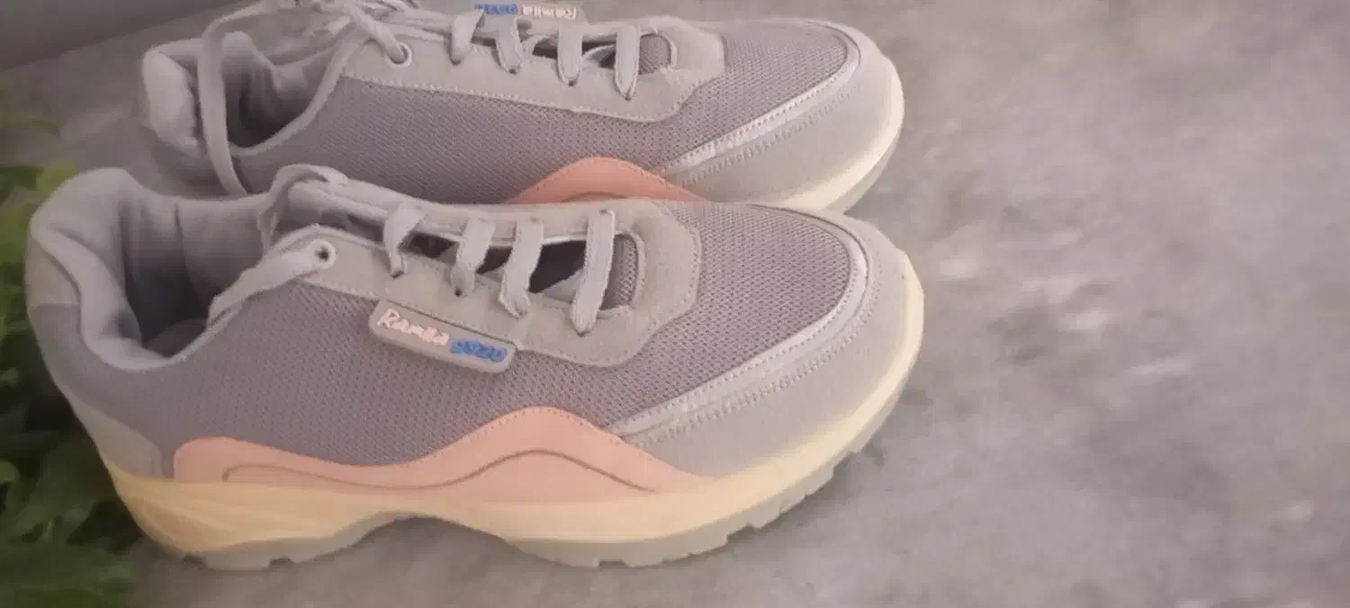 کفش در حد نو|کیف، کفش، کمربند|ارومیه, |دیوار