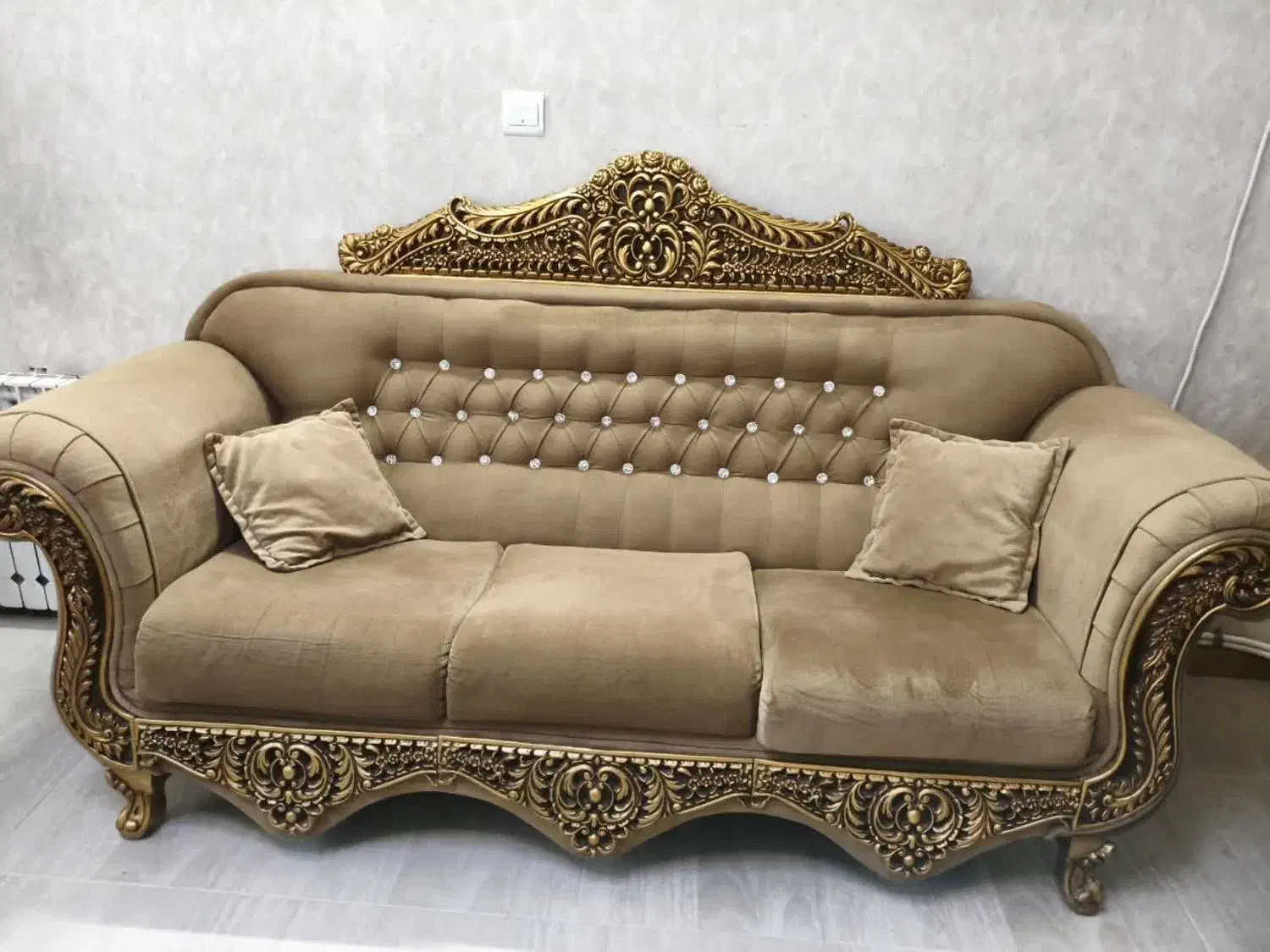 فروش مبل ۶ نفره با جلو مبلی|مبلمان خانگی و میز عسلی|مشهد, رضاشهر|دیوار