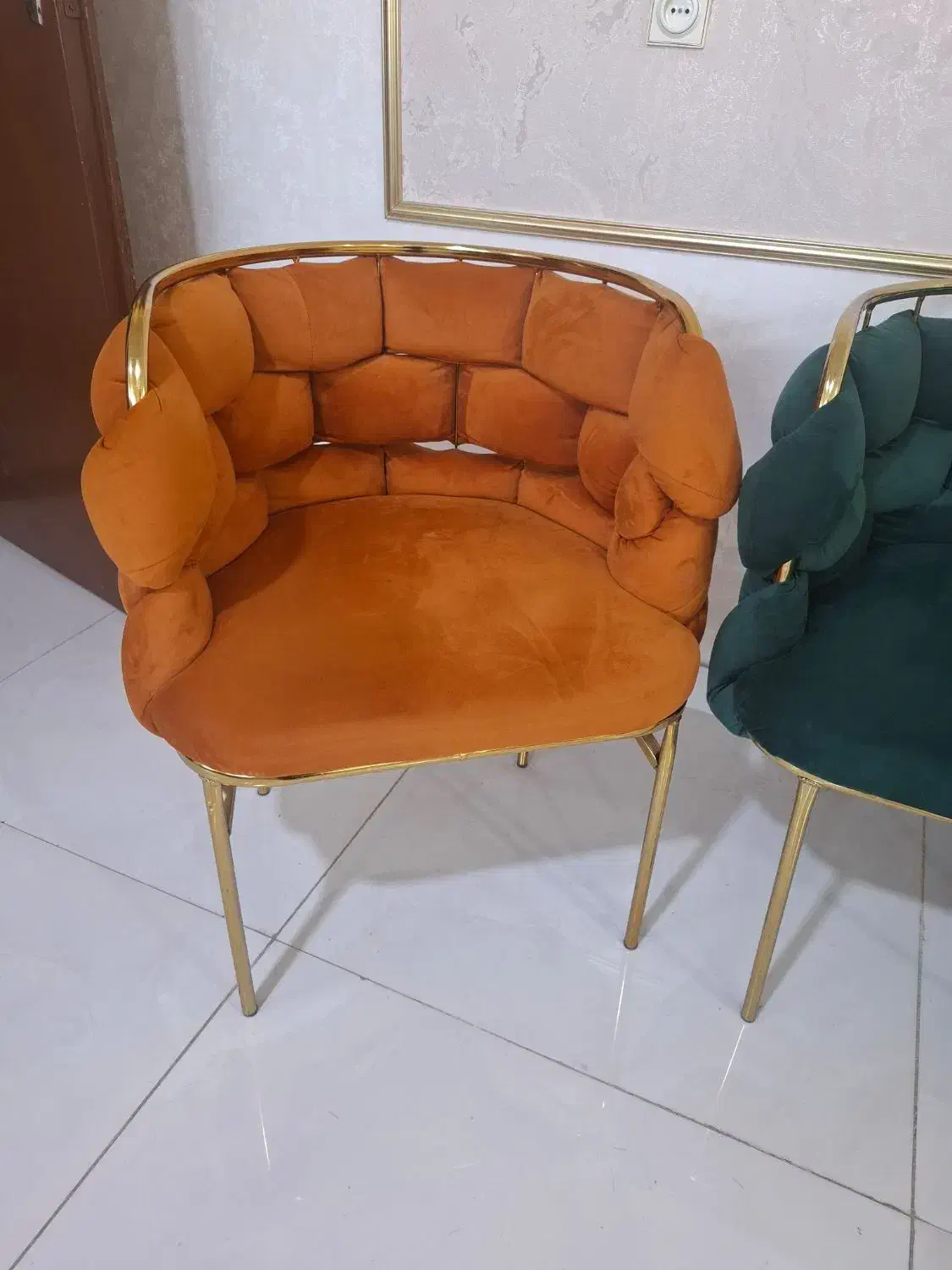 مبل چهارنفره|مبلمان خانگی و میز عسلی|صوفیان, |دیوار