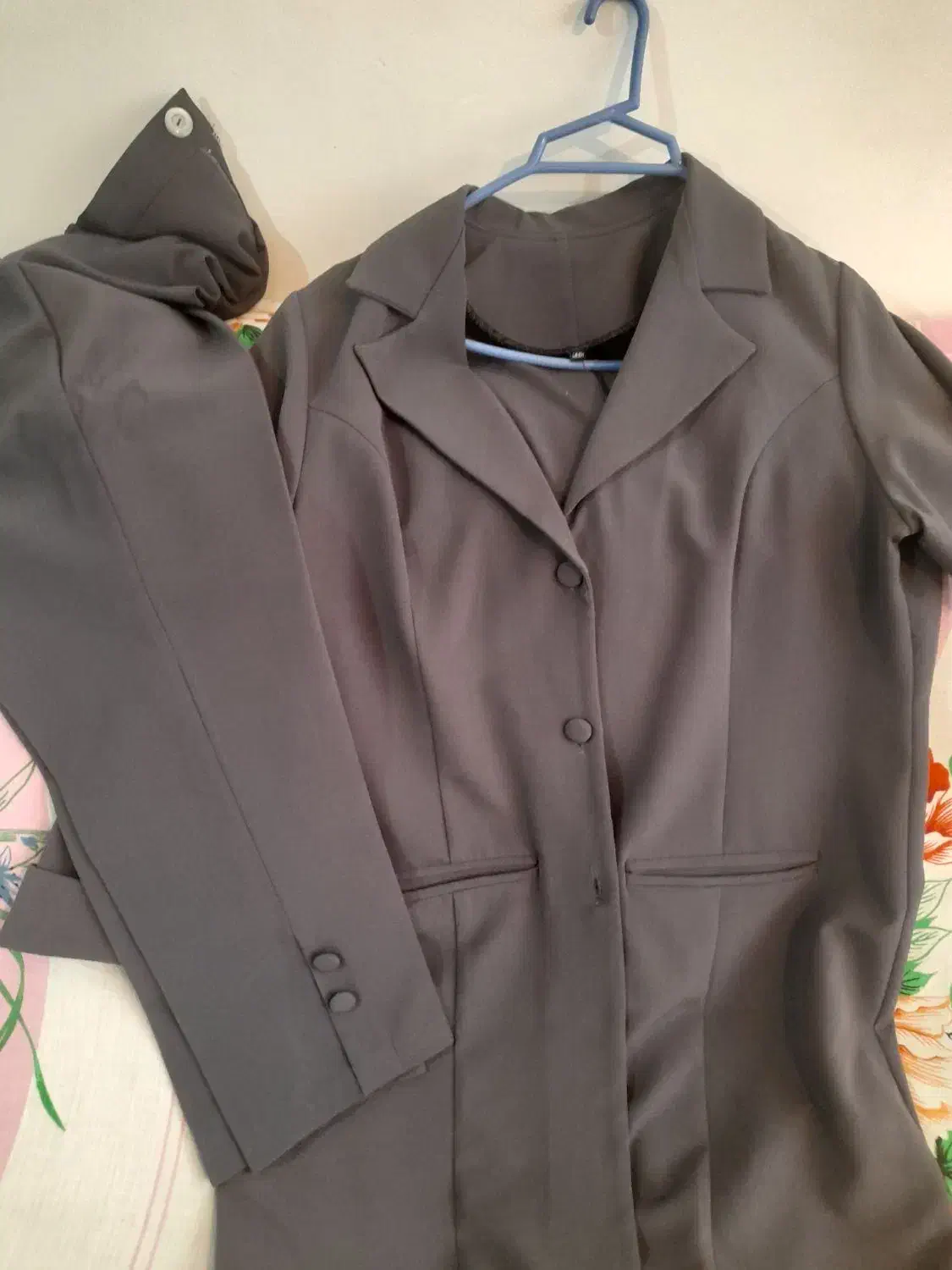 کت وشلوار طوسی|لباس|مرند, |دیوار