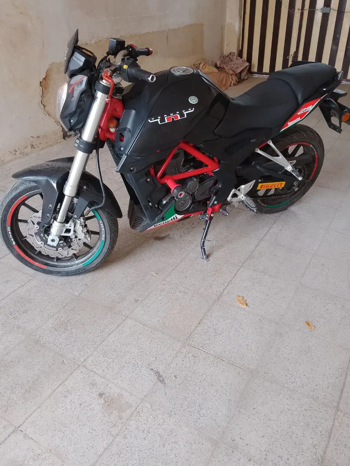 بنلی 250|موتورسیکلت|همدان, |دیوار