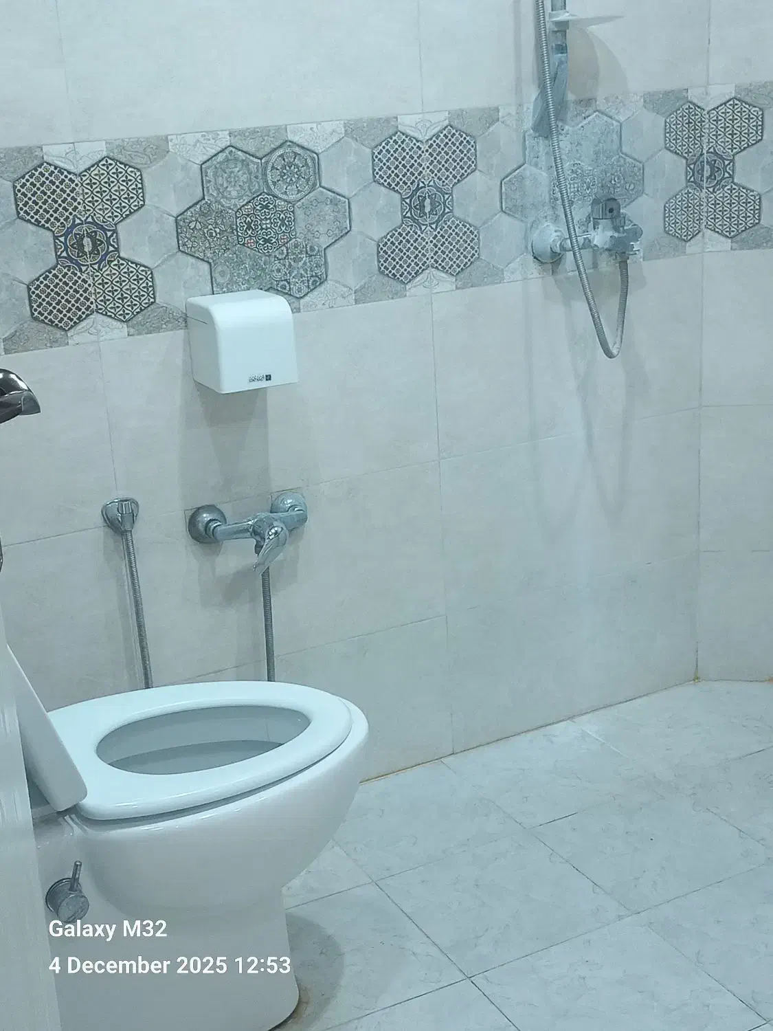 گیشا ، ۱۶۰ متر ، ۳ خواب