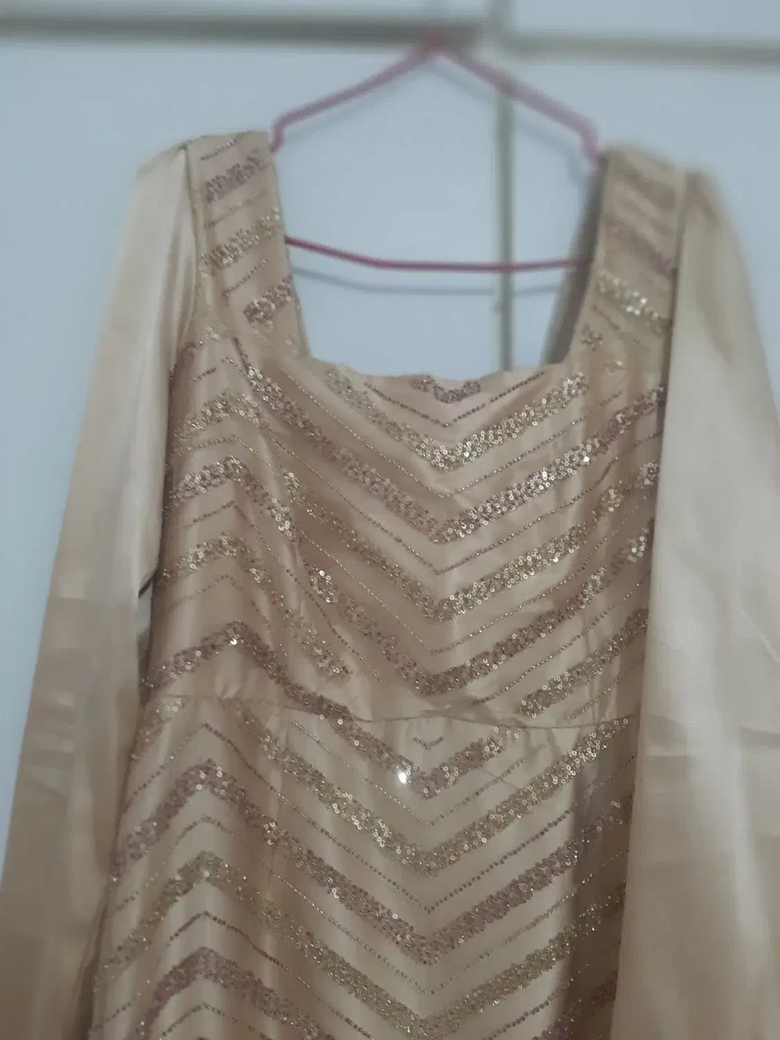 لباس مجلسی نو|لباس|اهواز, بهارستان|دیوار
