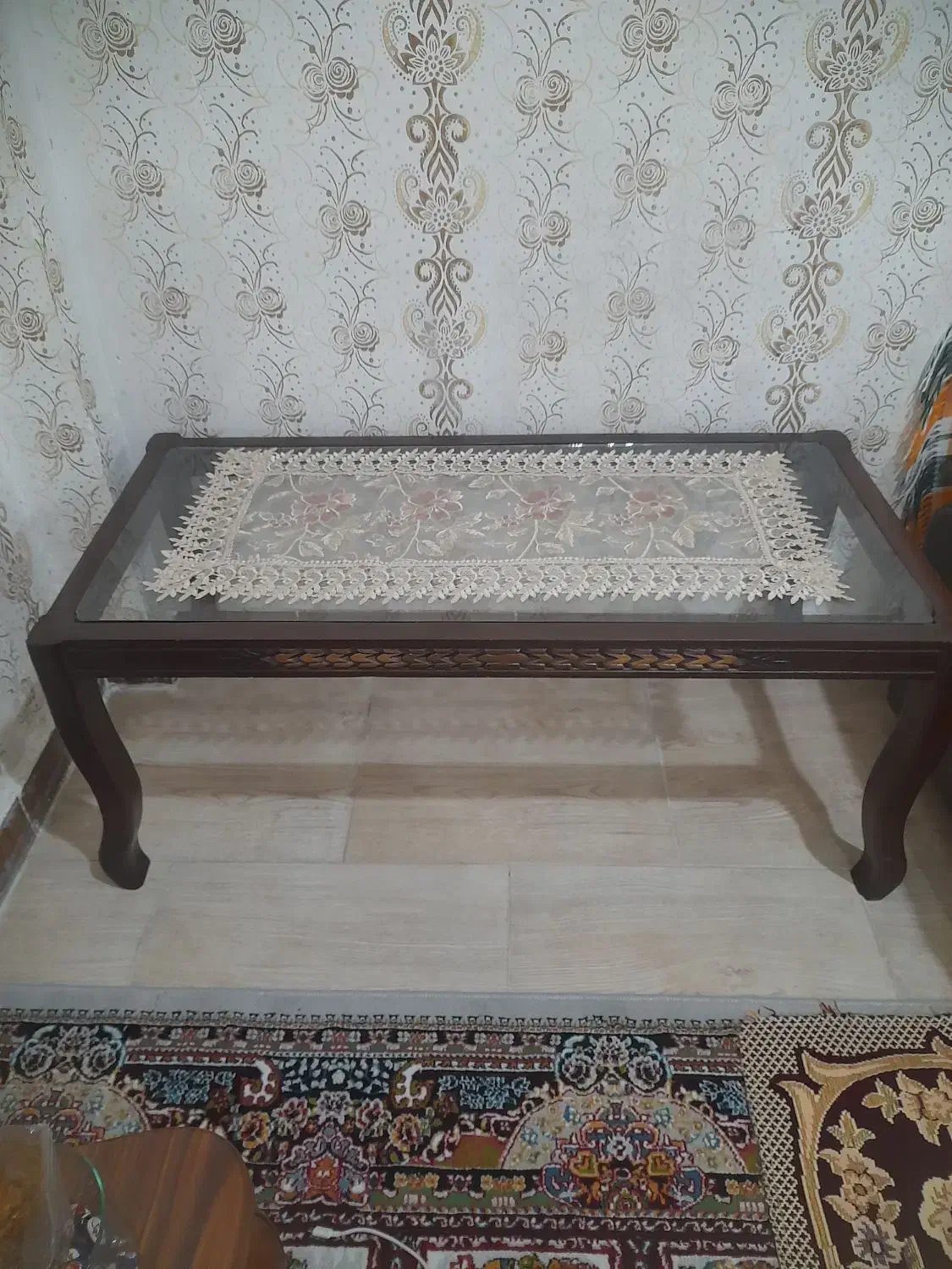 میز جلو مبلی|مبلمان خانگی و میز عسلی|رشت, حومه رشت|دیوار