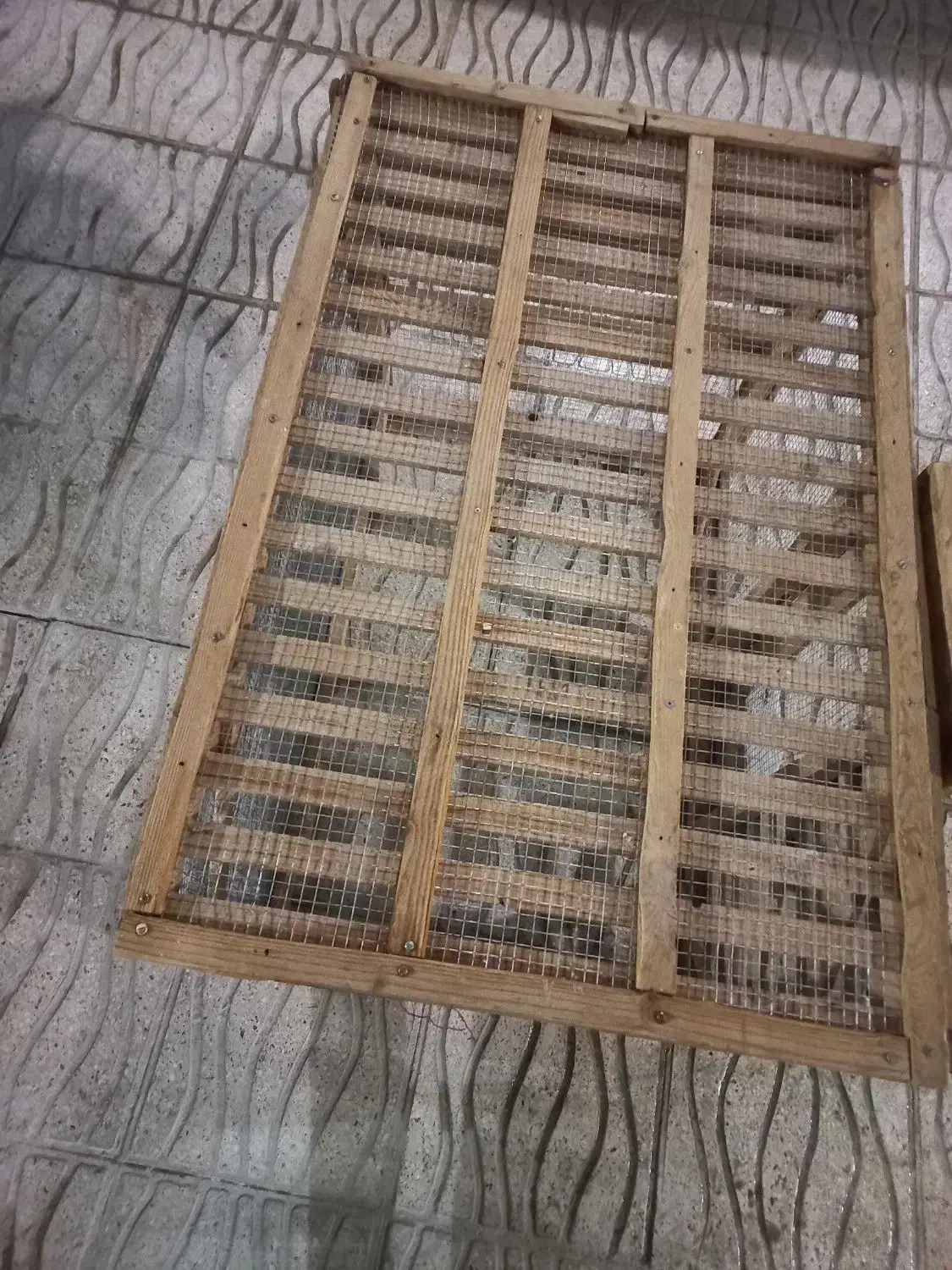 قفس|لوازم جانبی حیوانات|شاهین‌شهر, شهرک گلدیس|دیوار