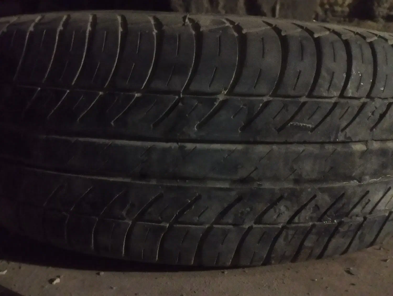 لاستیک یزد تایرپیکان وانت|قطعات یدکی و لوازم جانبی|سراوان, |دیوار