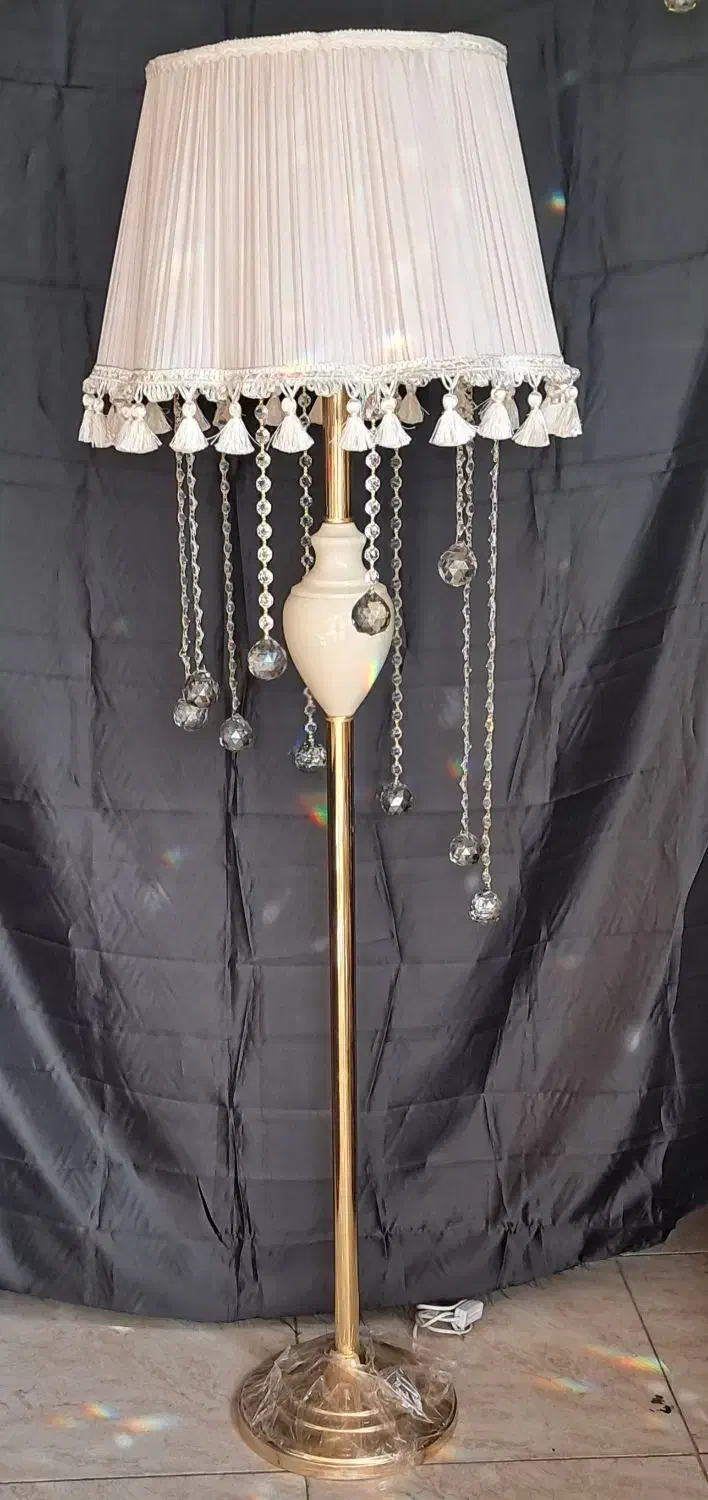 انواع آباژور در طرح و اندازه های مختلف|چراغ خواب و آباژور|اهر, |دیوار