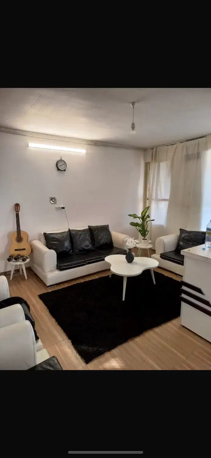 واحد مبله ۶۰متر تک خواب ط اول لاله|اجارهٔ کوتاه‌مدت آپارتمان و سوئیت|سمنان, |دیوار