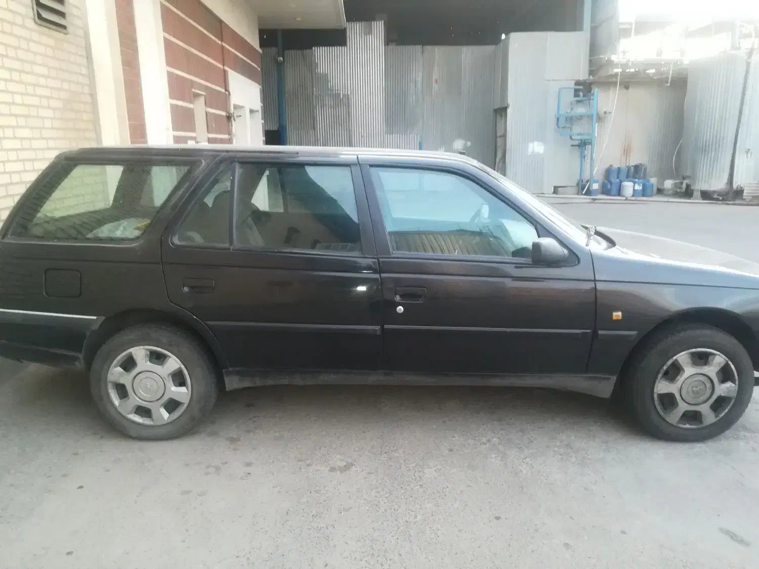 پژو استیشن 88|خودرو سواری و وانت|قم, دروازه ری|دیوار