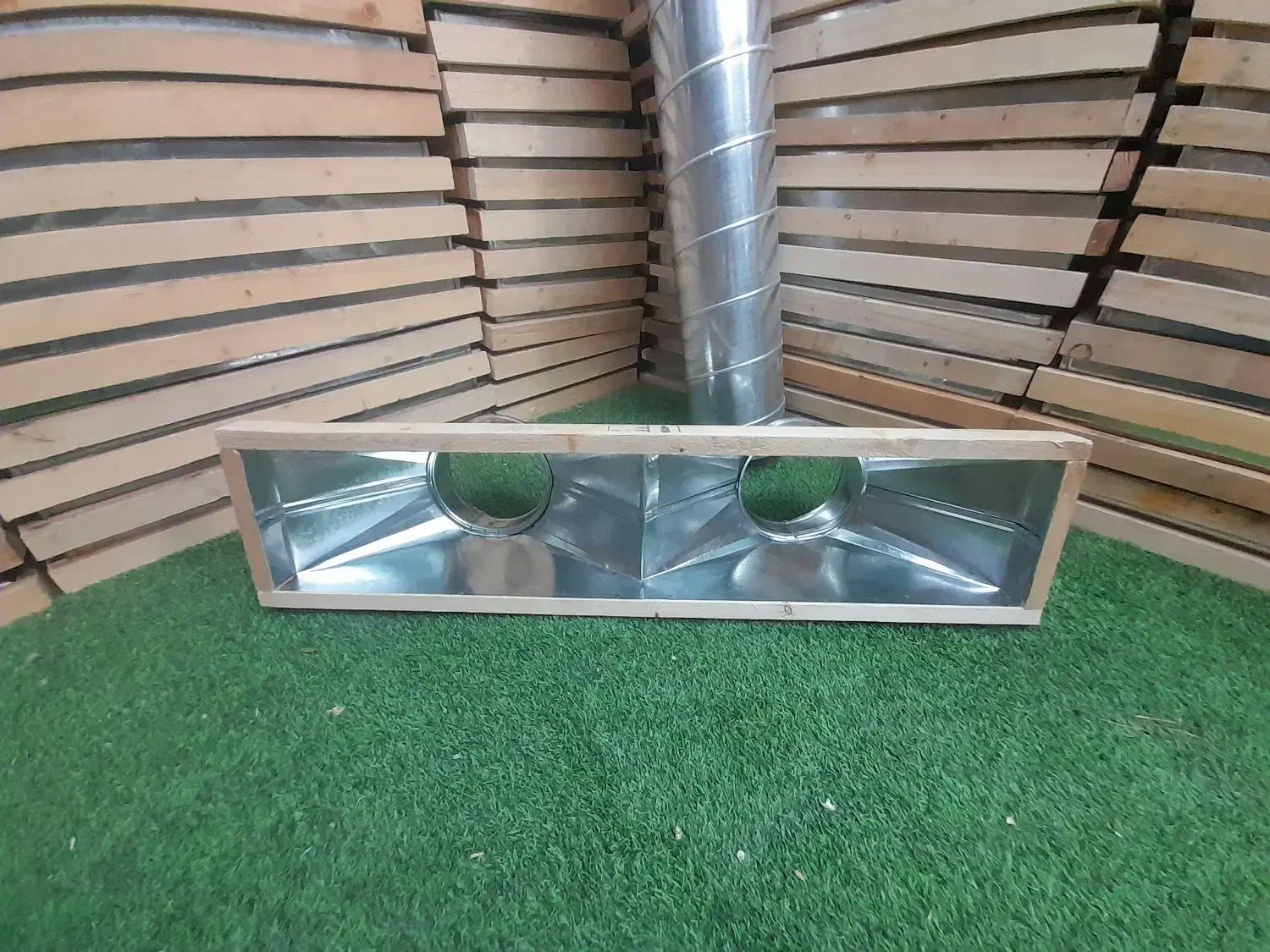 پلنیوم باکس 101 * 21 گلدانی با قاب چوبی|کولر گازی و فنکوئل|اسلامشهر, شهرک سعیدیه|دیوار