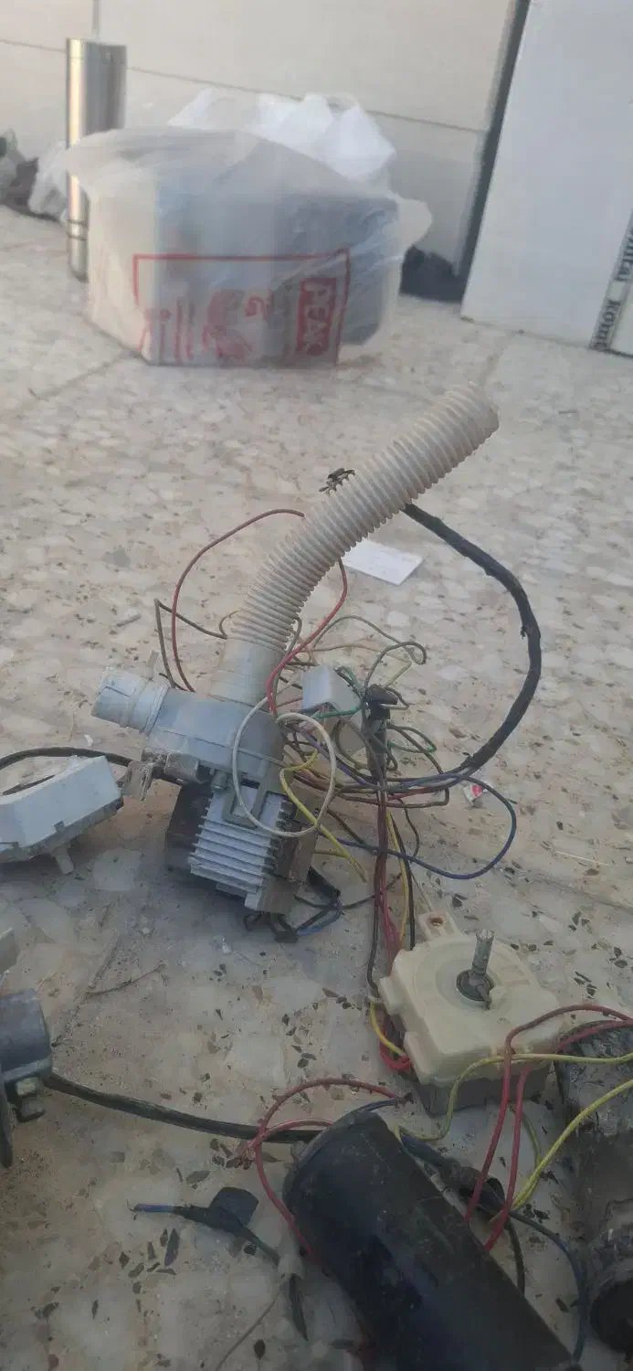 موتور لباس شویی و سبزی خوردکن چرخ گوشت|ماشین لباسشویی و خشککن لباس|ایذه, |دیوار