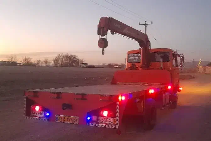 جرثقیل خاور ۳ تن|خودرو سنگین|فولادشهر, زاینده رود|دیوار