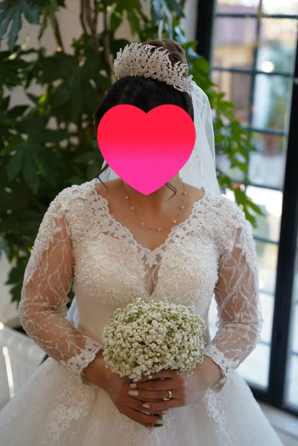 لباس عروس مزون‌دوز لوکس ، فقط یک‌بار استفاده.|لباس|ساری, |دیوار