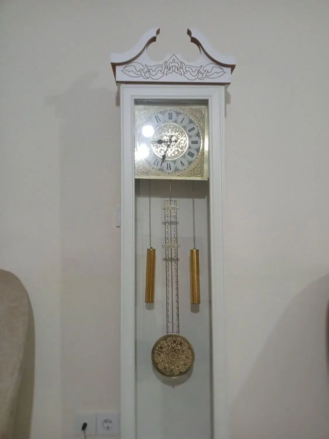 ساعت سالم و تمیز در حد نوقیمت۷۴۰|ساعت دیواری و تزئینی|سمنان, |دیوار