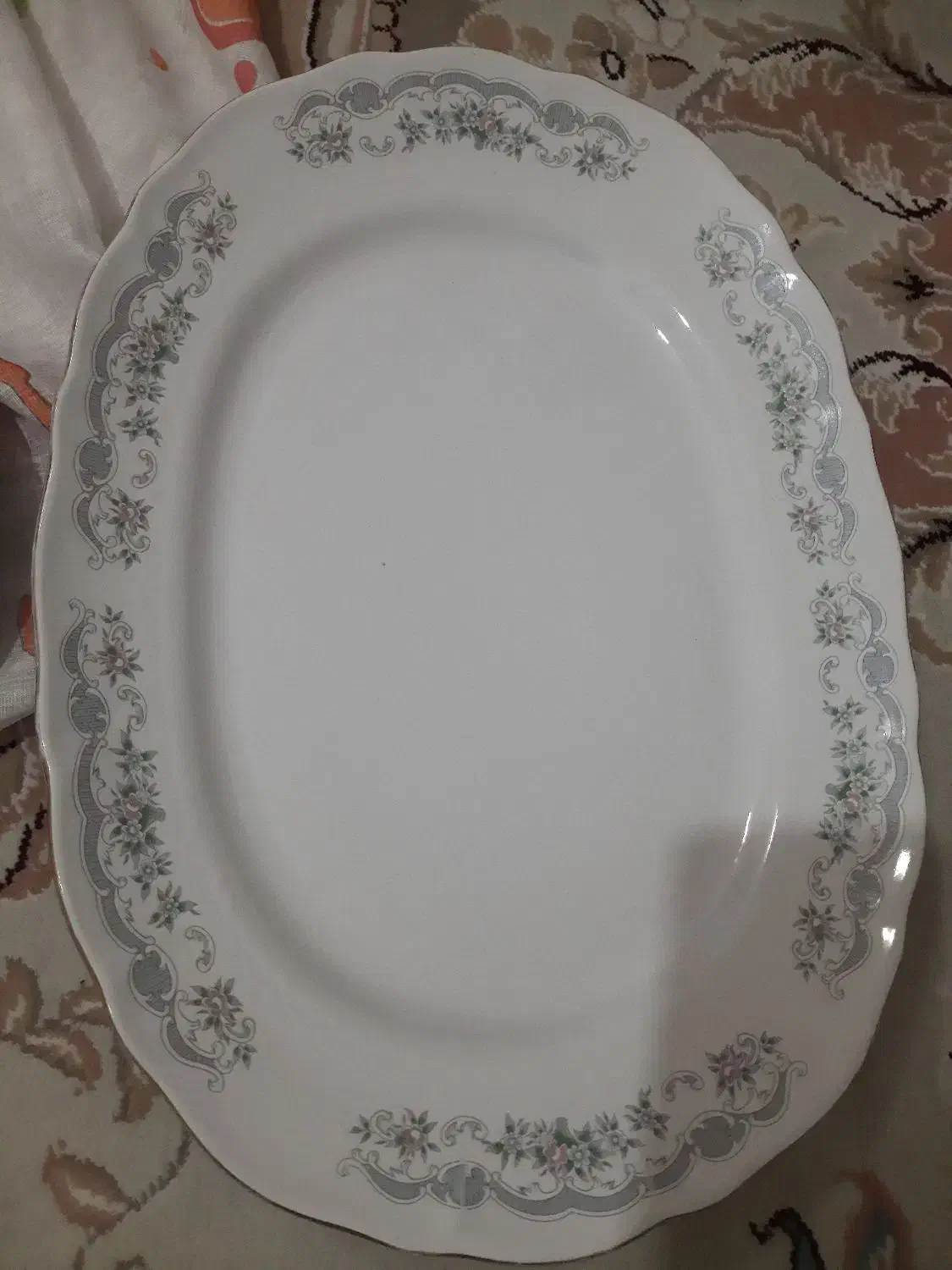 چینی۶نفره|ظروف سرو و پذیرایی|نیشابور, شهید بهشتی|دیوار