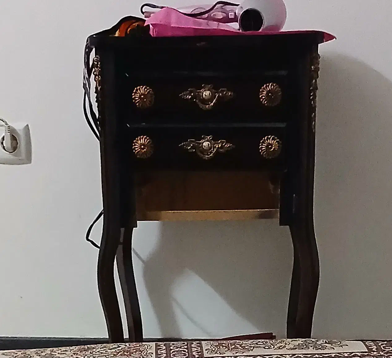 میز تلفن  ۳۰۰|میز تلفن|قم, انسجام|دیوار