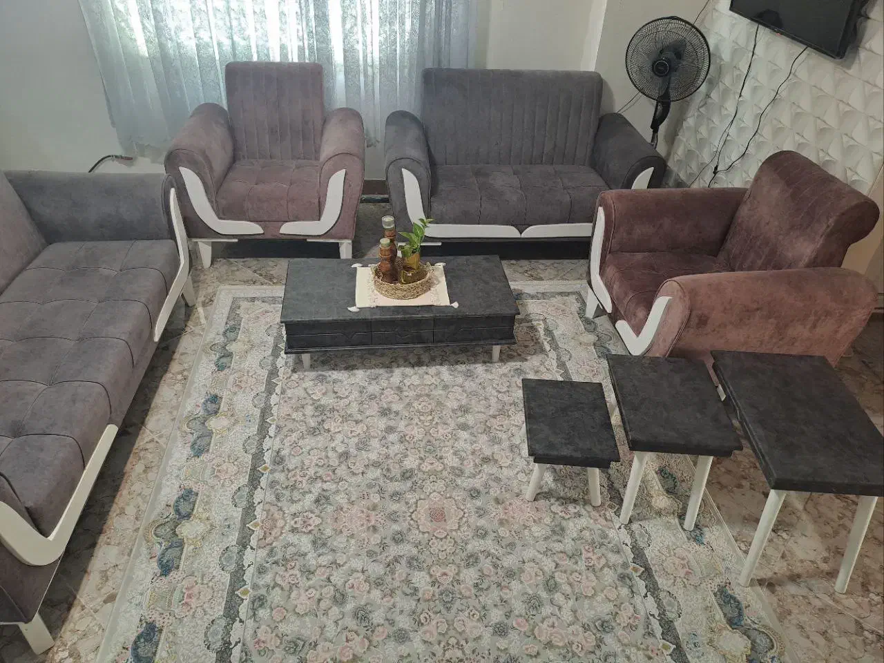 مبل راحتی ۷نفره همراه جلو مبلی و عسلی|مبلمان خانگی و میز عسلی|رودسر, |دیوار