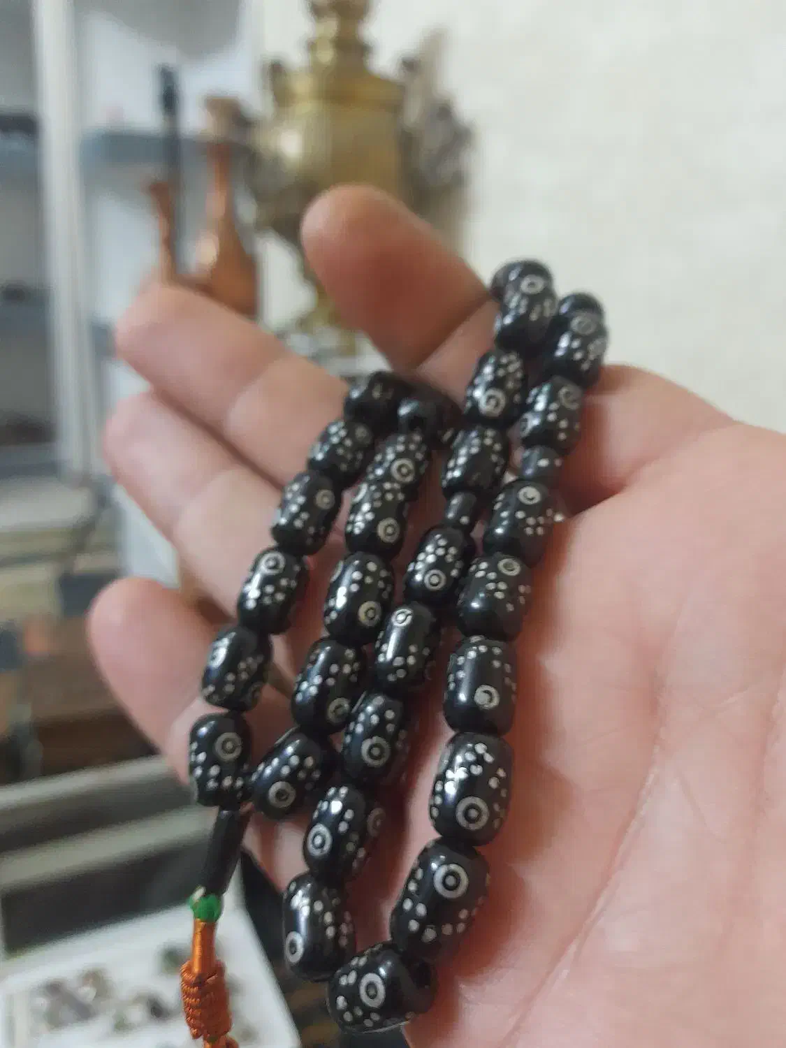 تسبیح سندلوس کهنه|کلکسیون و سرگرمی|فولادشهر, B1|دیوار