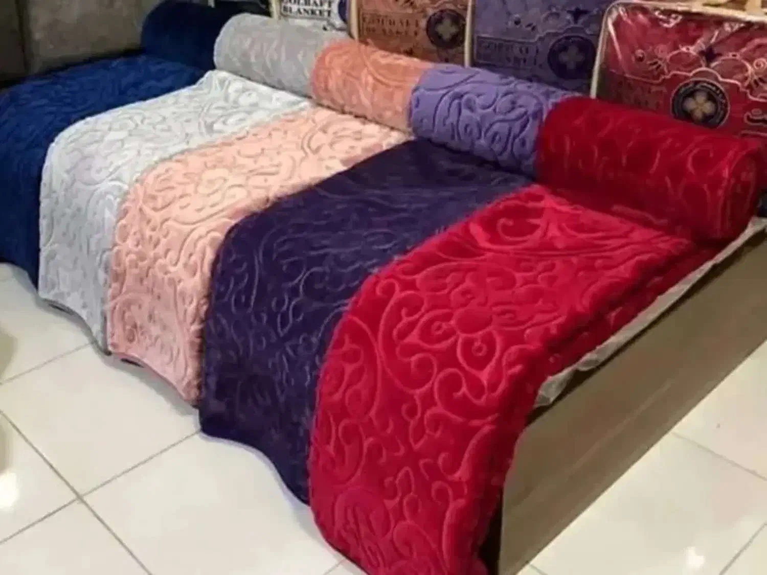 کالای خواب|تشک تختخواب|ورامین, ورامین|دیوار