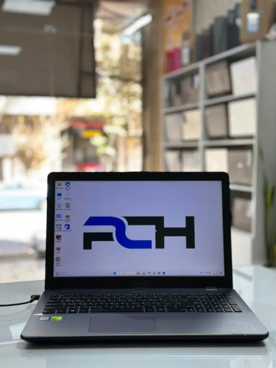 لپ تاپ ایسوس نسل ۷ گرافیکدار i7 (گارانتی کتبی)|رایانه همراه|کاشان, معلم|دیوار