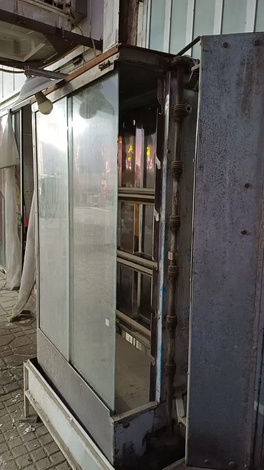 فر جوجه گردان ۶ سیخ|کافیشاپ و رستوران|مهریز, |دیوار