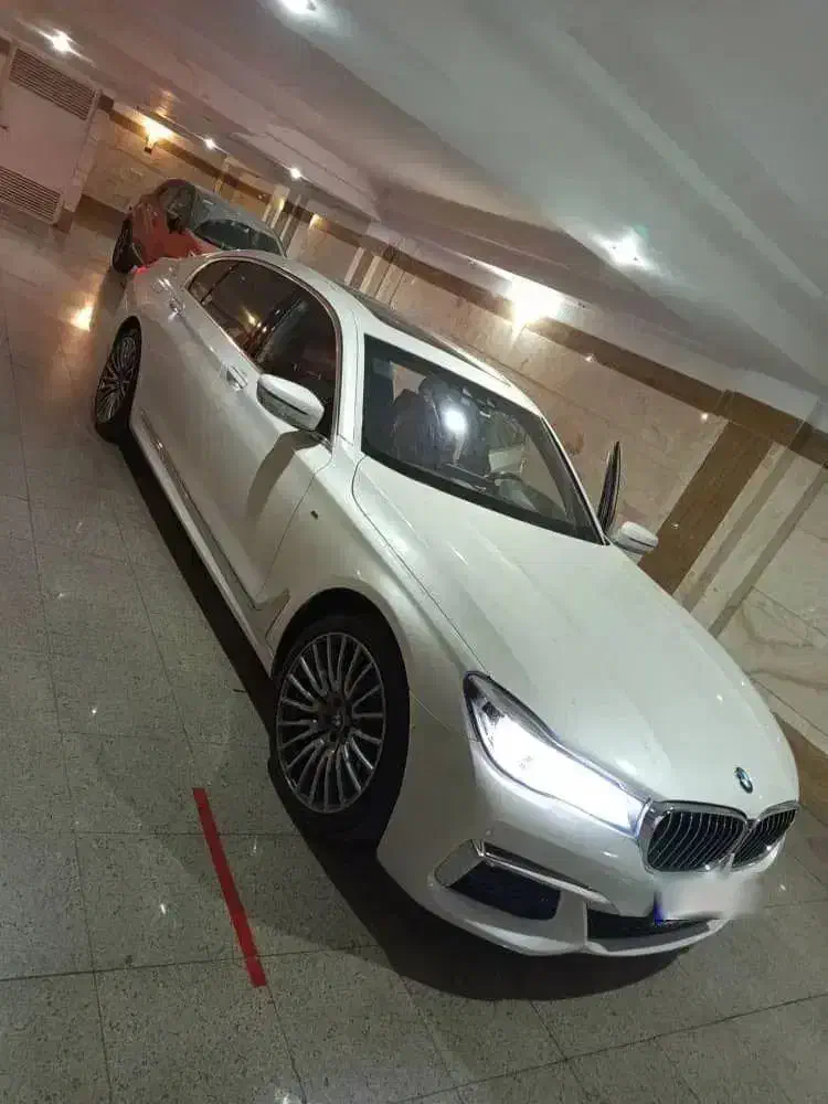 بی ام و مدل ۷۳۰ ۲۰۱۷ Li|خودرو سواری و وانت|تهران, صادقیه|دیوار