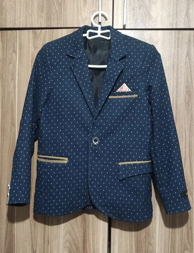 کت شلوار مجلسی.اسپورت.کفش پسرانه .|کفش و لباس بچه|مرودشت, ولایت|دیوار