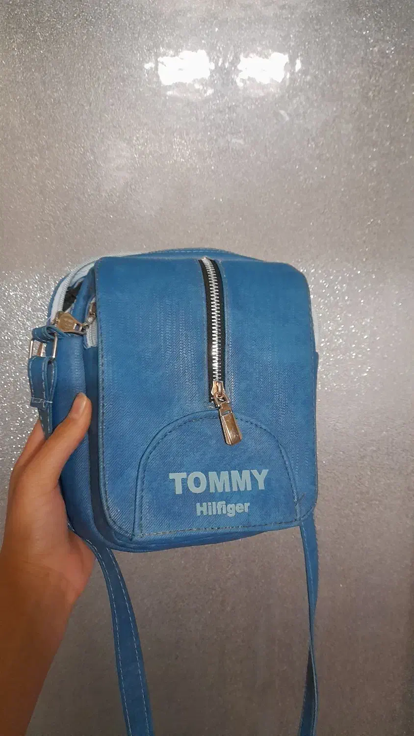 کیف|کیف، کفش، کمربند|اصفهان, خوراسگان|دیوار