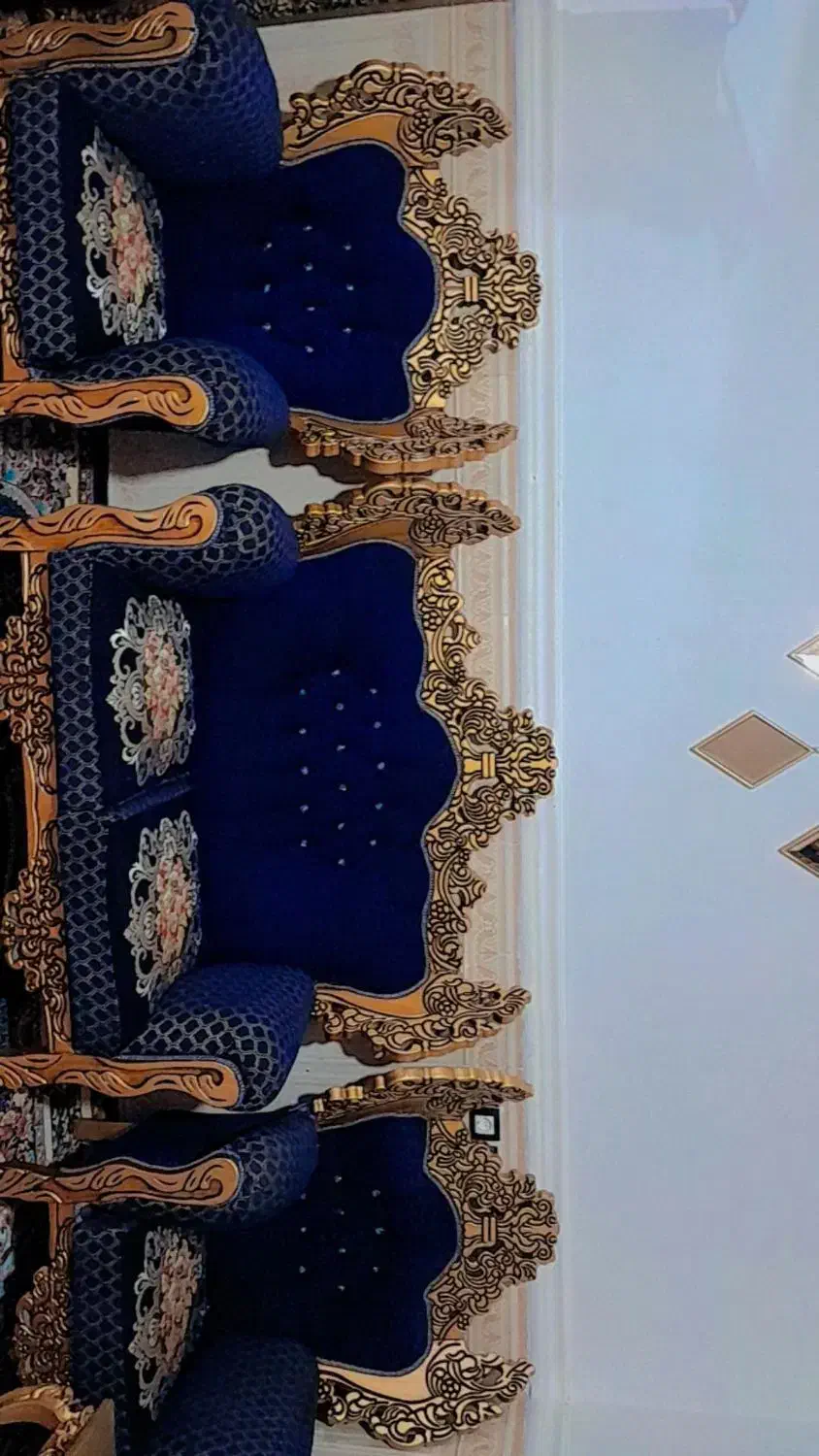 مبل سلطنتی کاملا سالم|مبلمان خانگی و میز عسلی|کهنوج, |دیوار