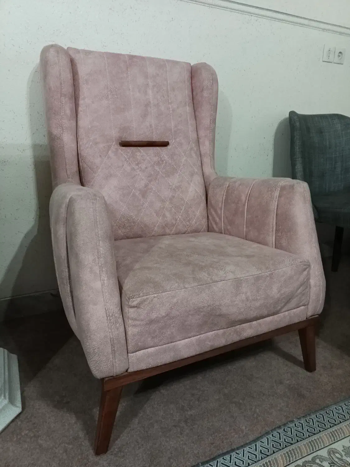 مبلمان ومیزناهارخوری|مبلمان خانگی و میز عسلی|شاهینشهر, فردوسی|دیوار