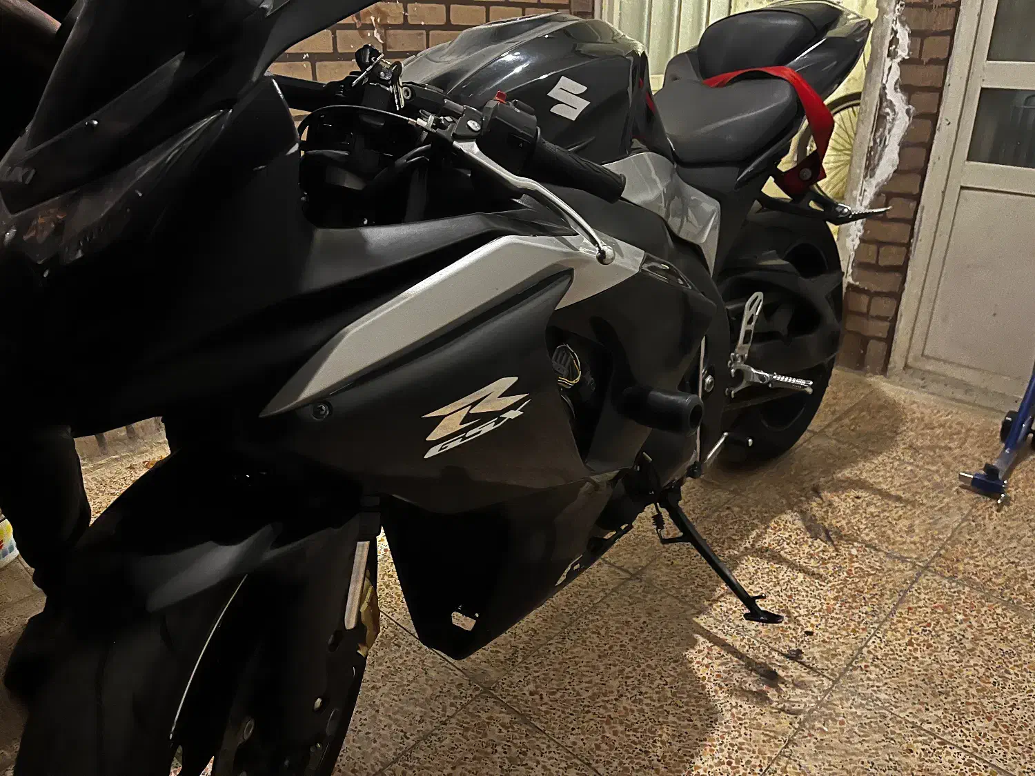 Gsxr1000|موتورسیکلت|تهران, سعادت‌آباد|دیوار