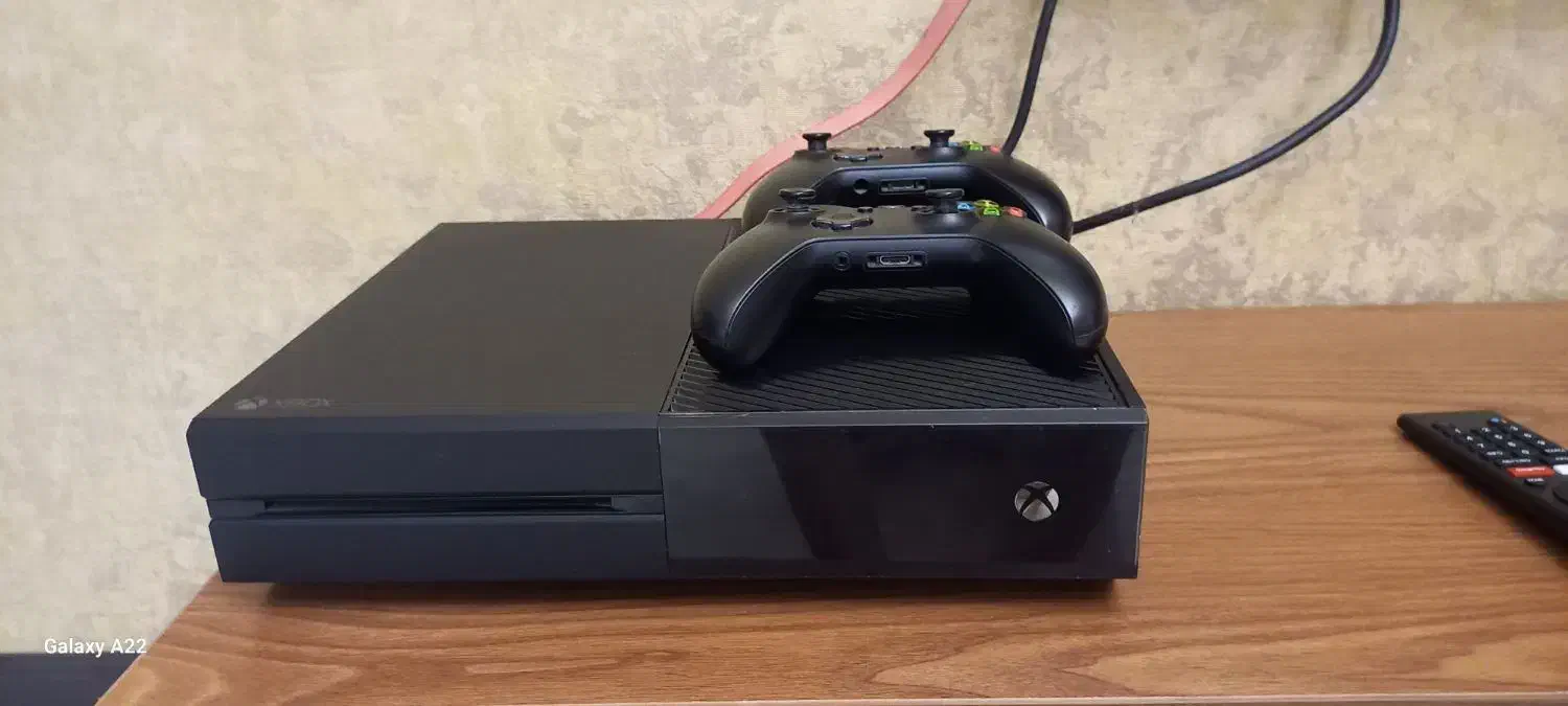 ایکسباکس وان ۵۰۰ گیگ|کنسول، بازی ویدئویی و آنلاین|ساری, |دیوار