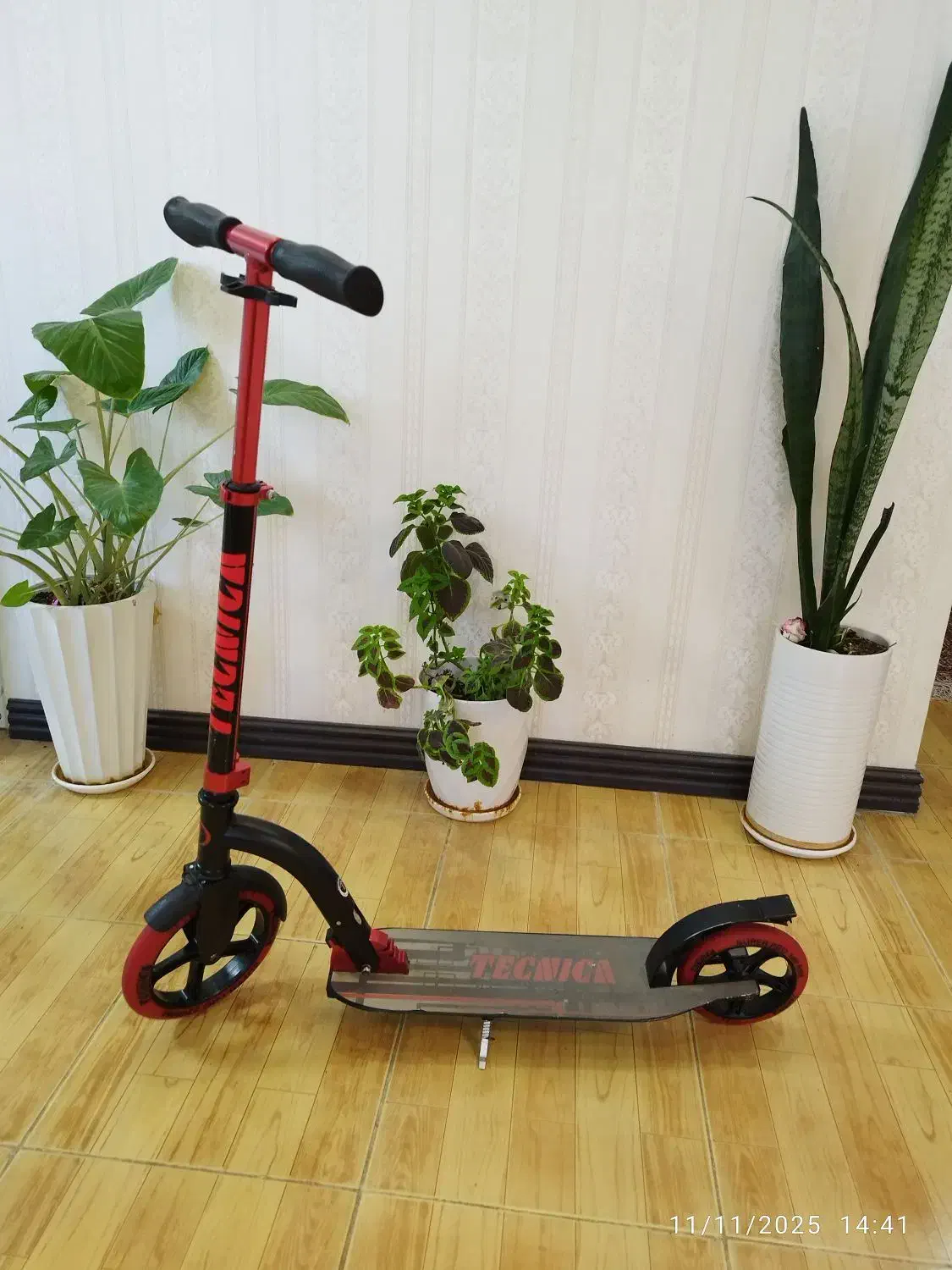 اسکوتر tecnica s230|دوچرخه، اسکیت، اسکوتر|سنندج, |دیوار