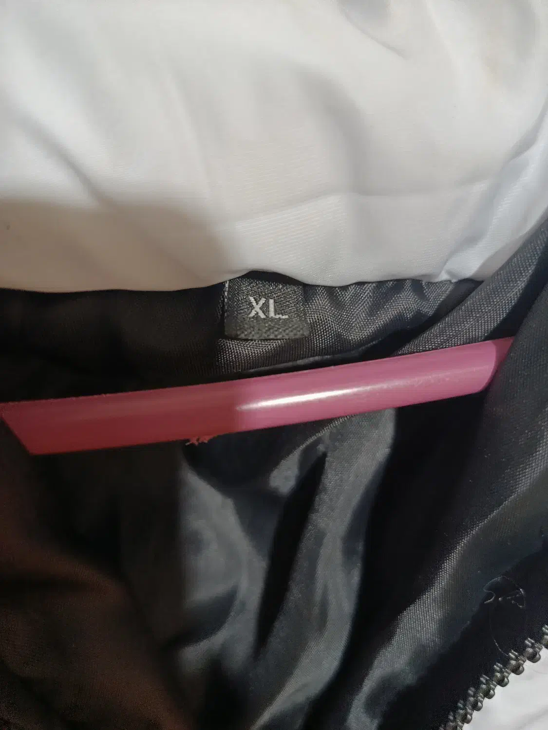 کاپشن نو|لباس|کازرون, |دیوار