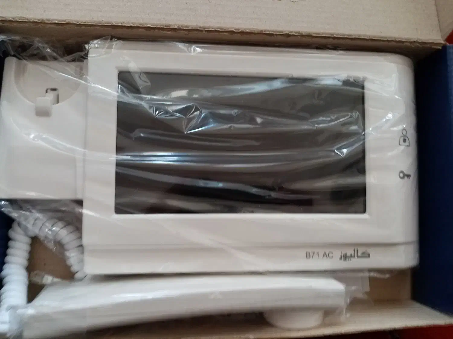 آیفون مانیتور دار پلمپ و باز نشده مدل کالیوز B71AC|دوربین مداربسته|لردگان, |دیوار