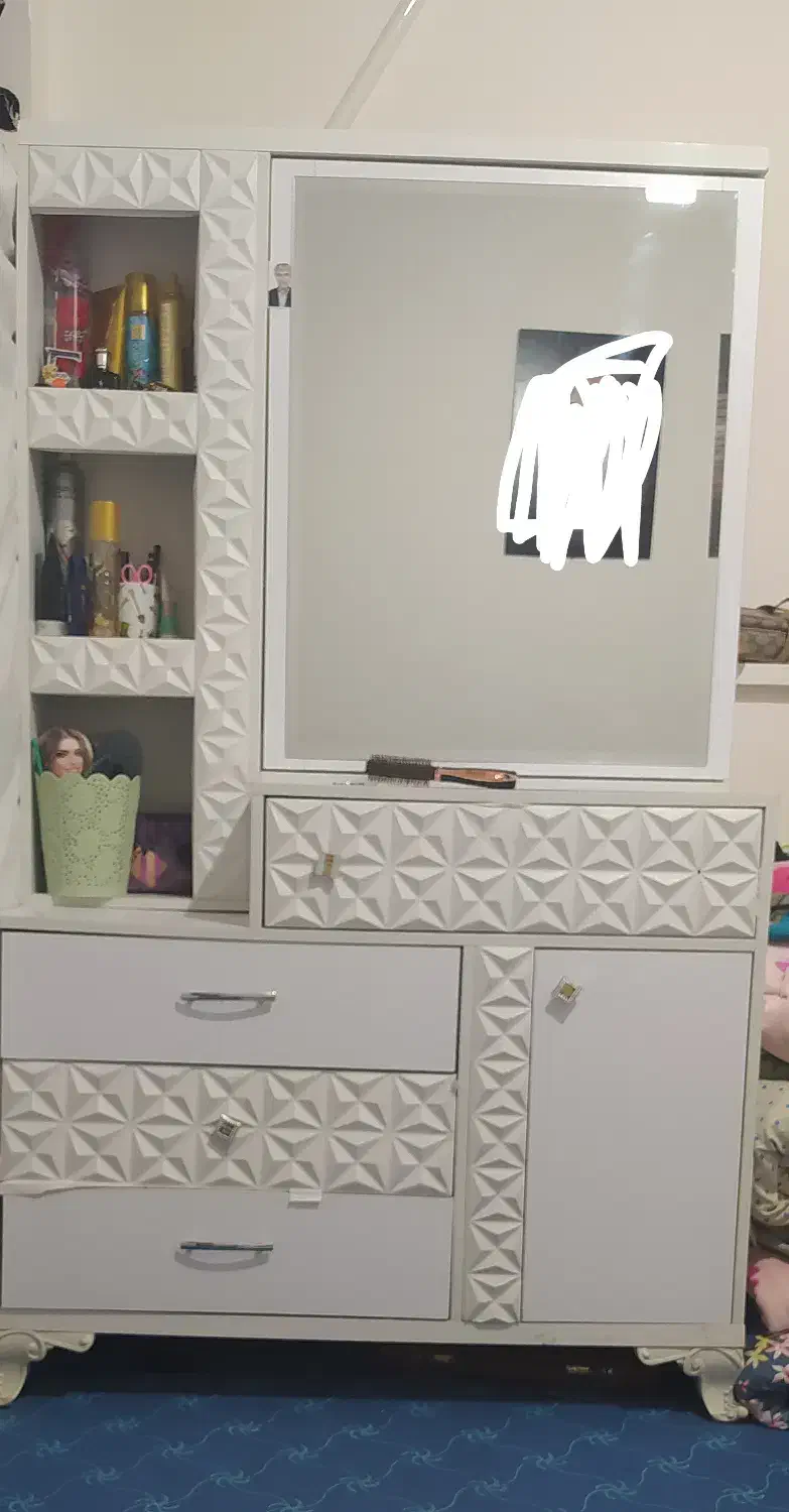 میز آرایش|جاکفشی، کمد، دراور|قم, باغ شریفی|دیوار