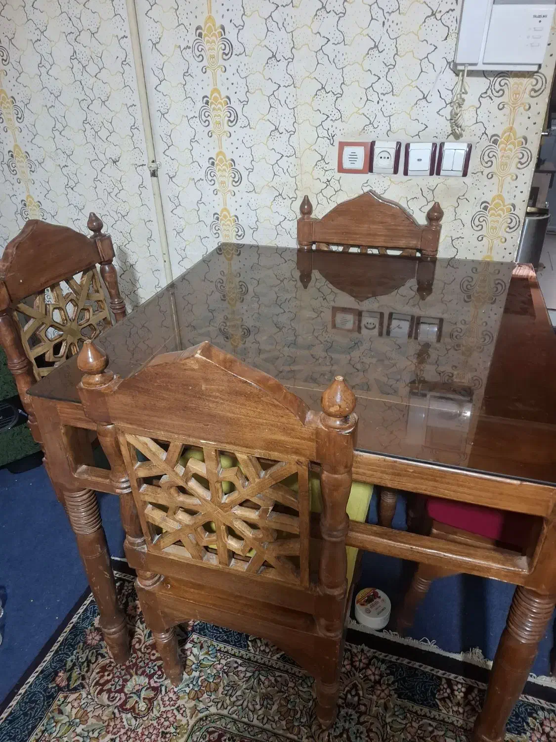 ناهار خوری|میز و صندلی غذاخوری|مشهد, ابوذر|دیوار