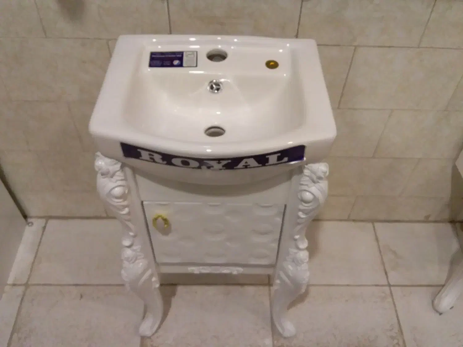 فروشگاه شیرآلات روشویی و لوازم بهداشتی عبادی|لوازم سرویس بهداشتی|سرپل ذهاب, |دیوار