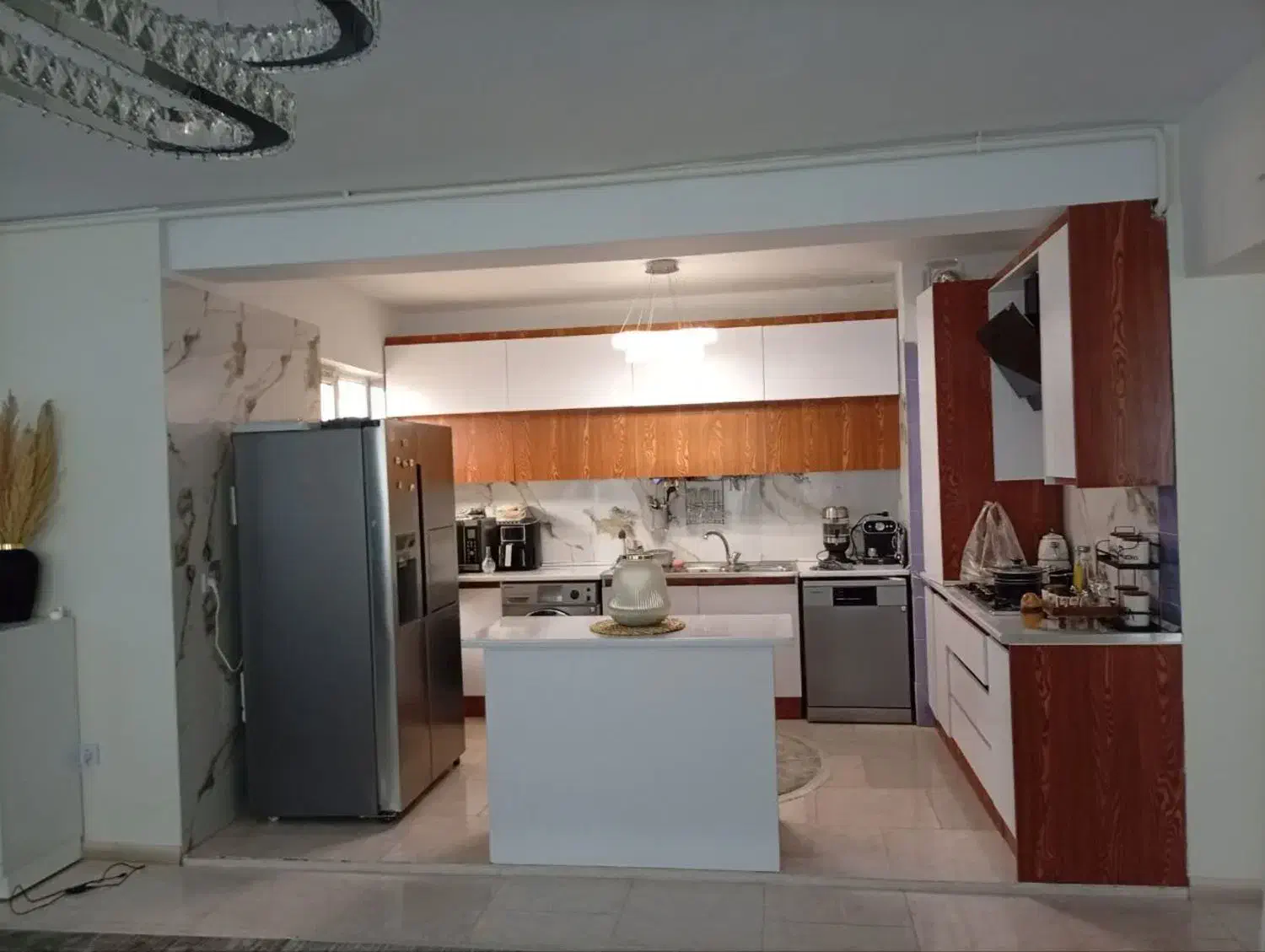 ۱۱۰ متر ویلایی مشاهیر تاپ لوکیشن|اجارهٔ آپارتمان|هشتگرد, شهرک گلها|دیوار