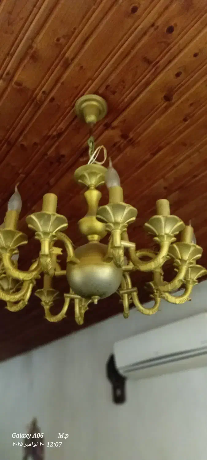 فروش فوری ارزان لوستر برنزی|لوستر و چراغ آویز|بندر انزلی, معلم|دیوار