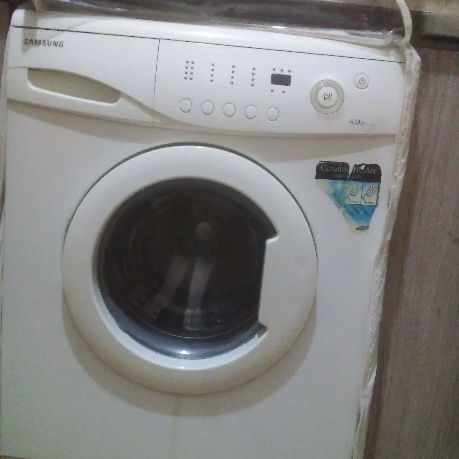 ماشین لباسشویی ۶کیلویی|ماشین لباسشویی و خشک‌کن لباس|قم, انسجام|دیوار