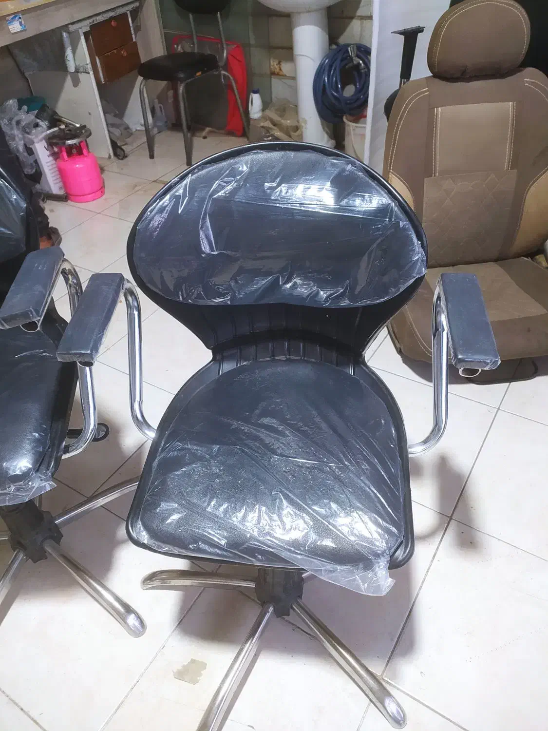 تعمیرات تخصصی صندلی اتومبیل واداری|خدمات موتور و ماشین|نجف‌آباد, یزدانشهر|دیوار