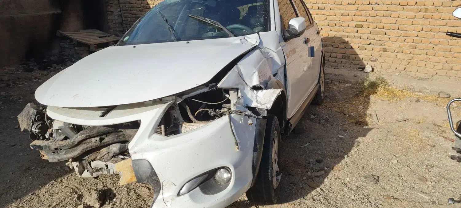 کوییک ۱۴۰۱ تصادفی|خودرو سواری و وانت|بروجرد, |دیوار