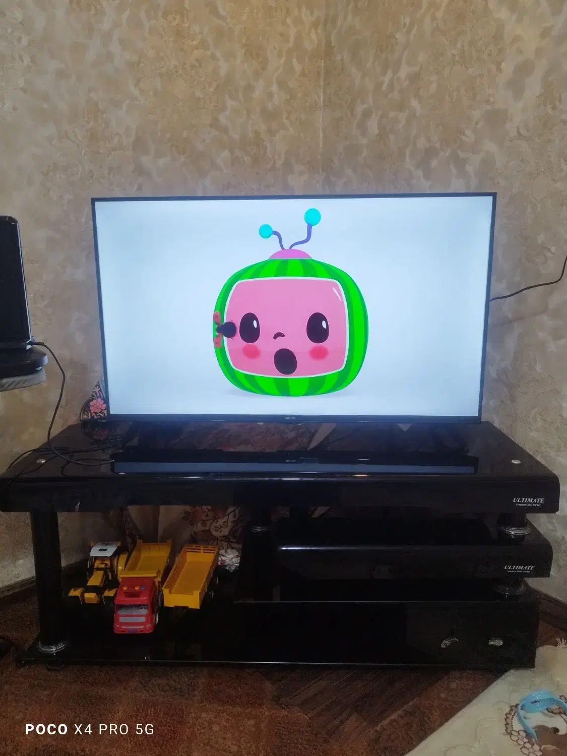 تلوزیون در حد نو اصلی|تلویزیون و پروژکتور|اهواز, کوروش|دیوار