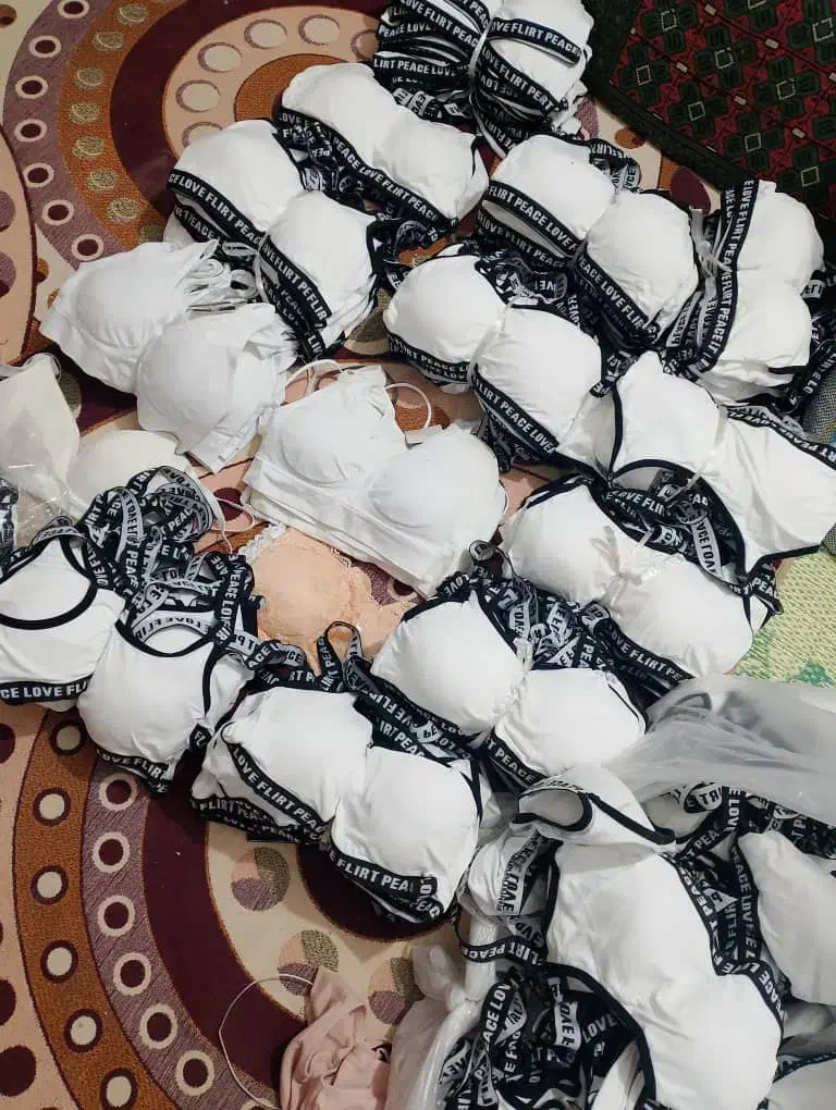 سوتین ولباس زیر زنانه|لباس|قشم, |دیوار