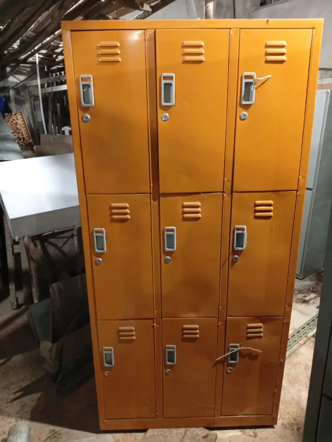 کمد های انبار مانده و استفاده نشده|جاکفشی، کمد، دراور|رشت, سعدی (تختی)|دیوار