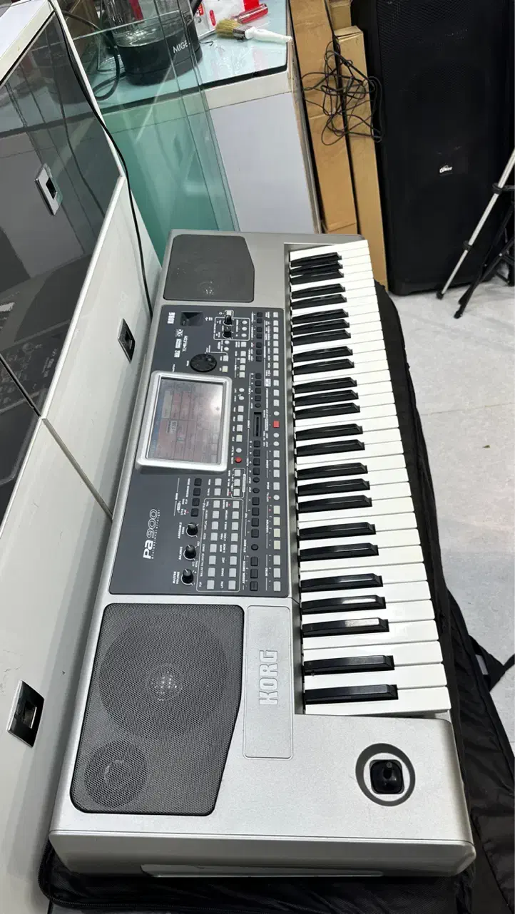 کرگ pa900|پیانو، کیبورد، آکاردئون|رویان, |دیوار